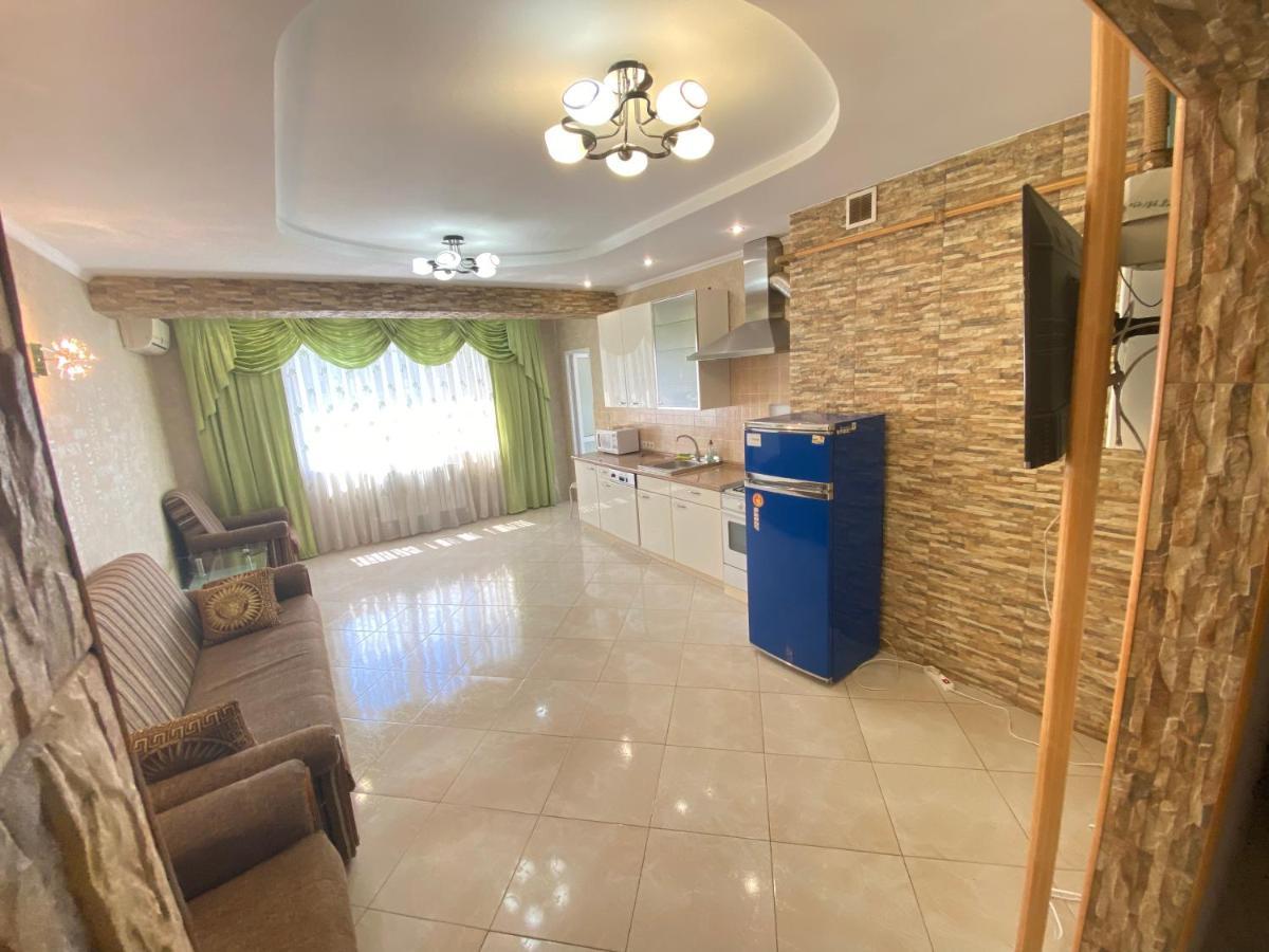 Ultra Central Double Room Appartment In Chisinau Exterior photo